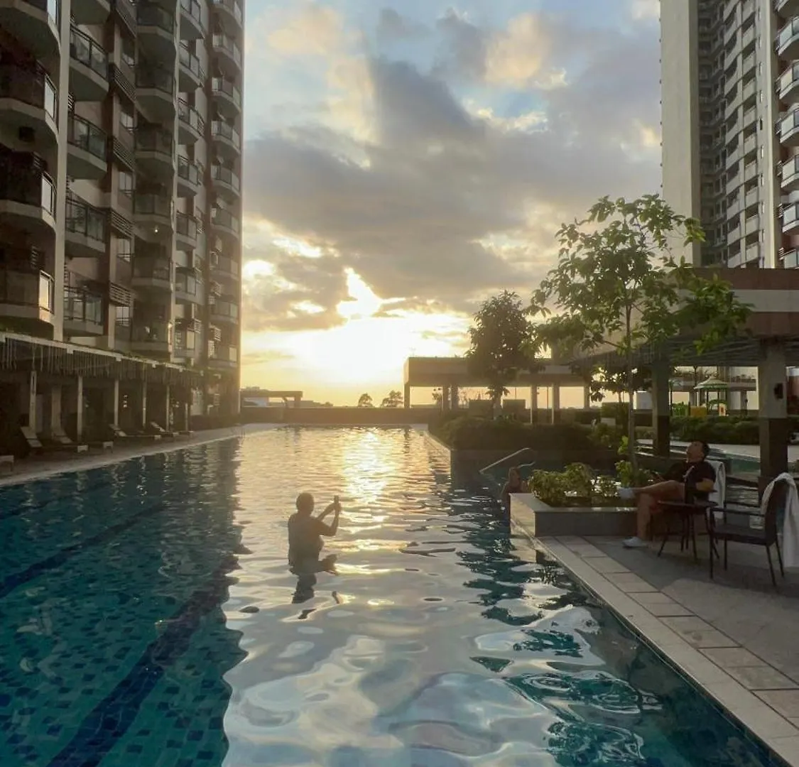 Radiance Manila Bay South Tower 9A Aparthotel