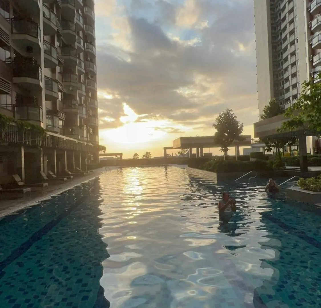 Radiance Manila Bay South Tower 9A Aparthotel